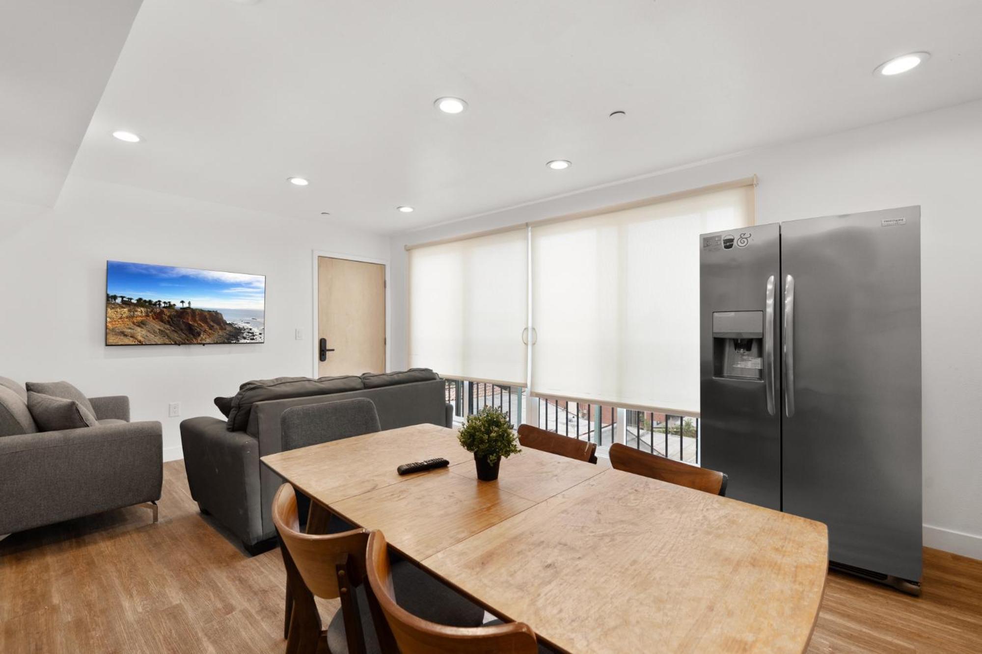 Charming Urban Retreat Near Usc In La- Private Room With Share Living Room With Kitchen Los Angeles Esterno foto